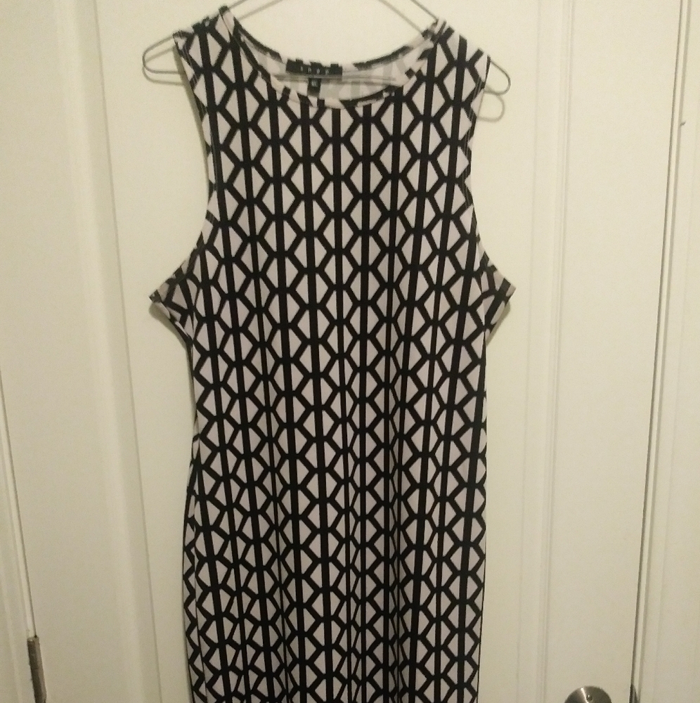 COPY - Sleeveless Dress XL